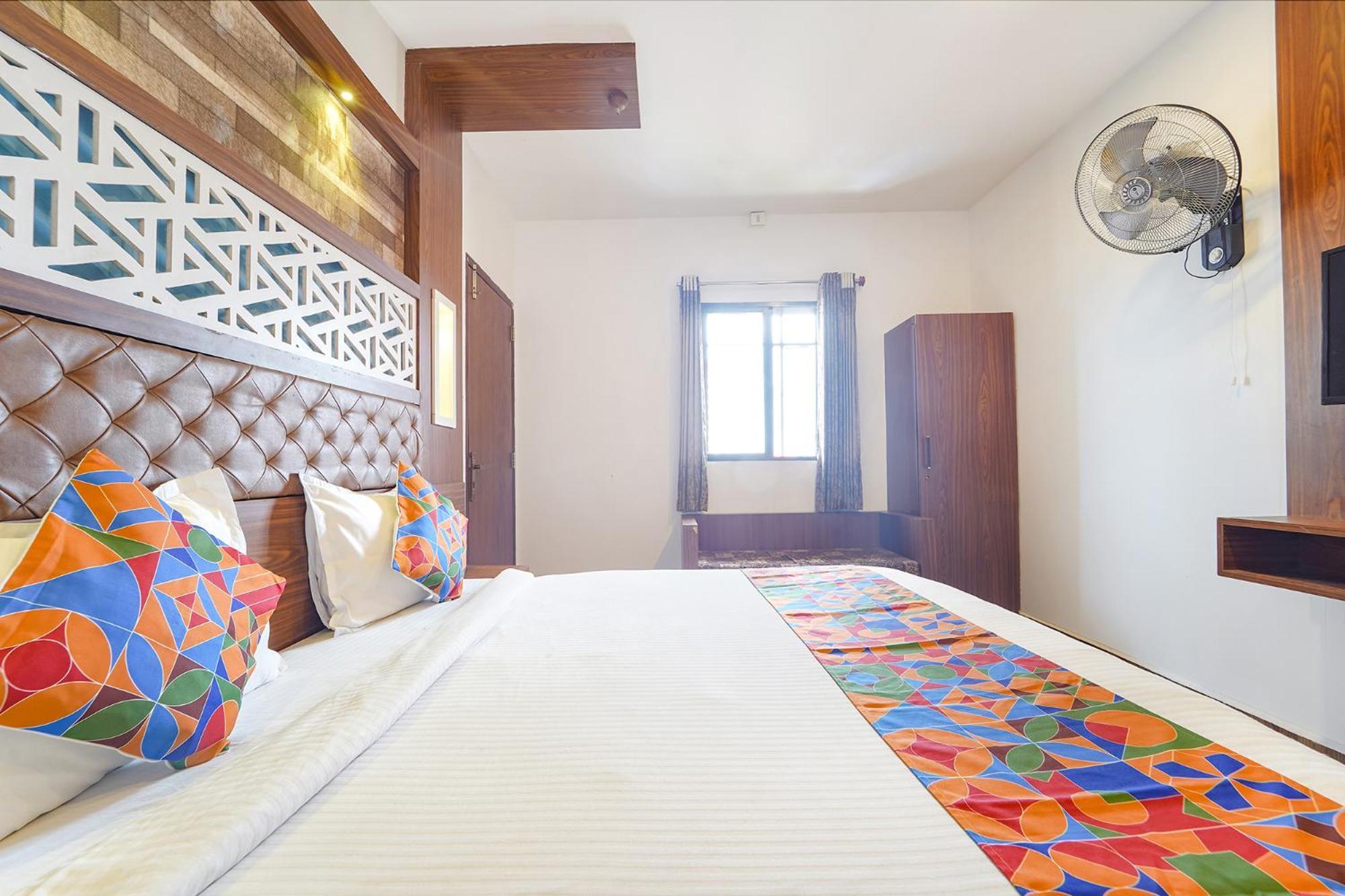 Fabhotel Qube - 800M From Ernakulam Junction South Railway Station Kochi Esterno foto