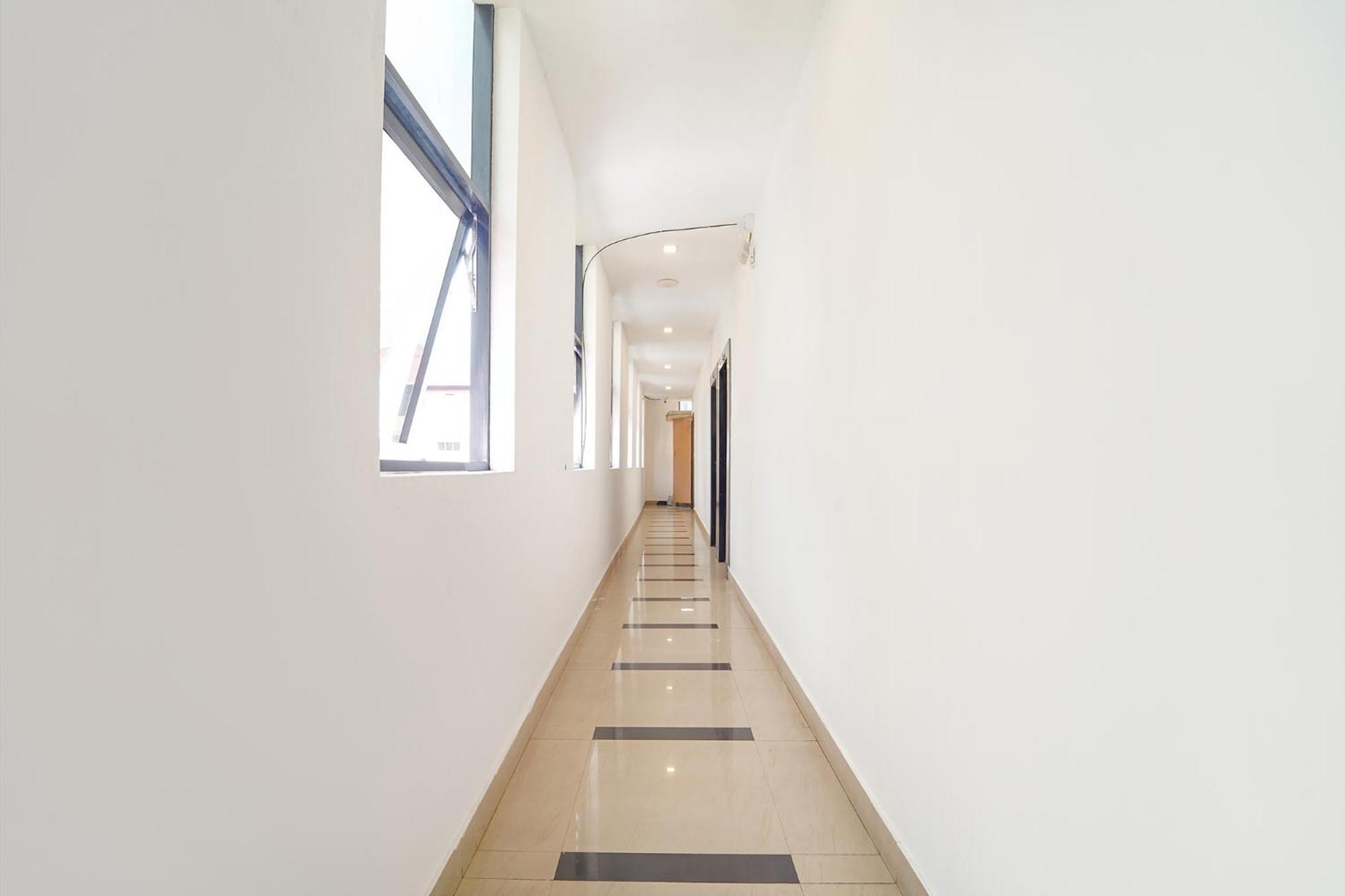 Fabhotel Qube - 800M From Ernakulam Junction South Railway Station Kochi Esterno foto